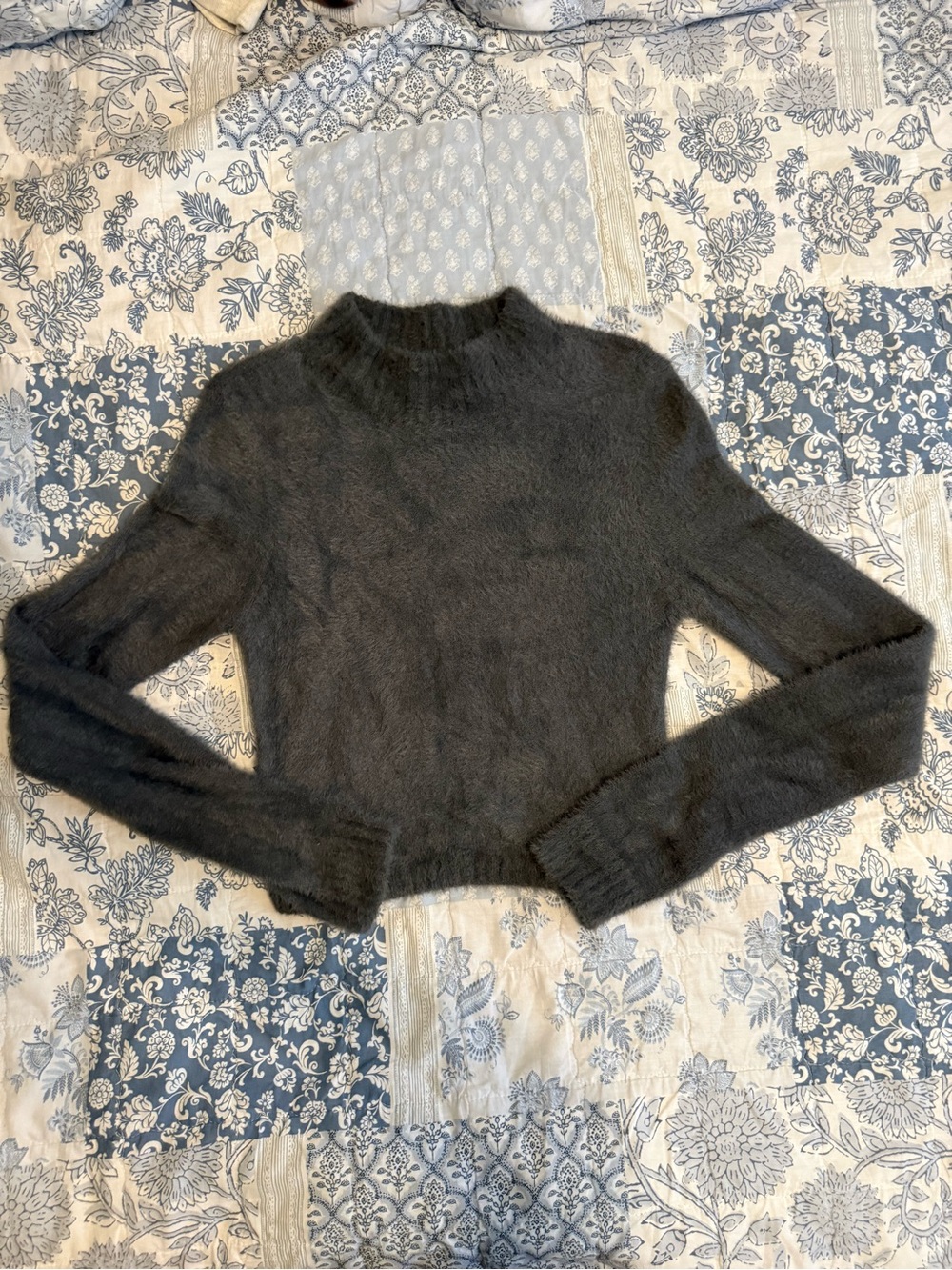 Hollister Charcoal Gray Fuzzy Mockneck Sweater